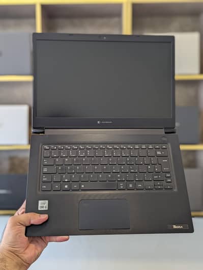 Dynabook Laptop Core i5-10th Gen HDR Display 8/256gb
