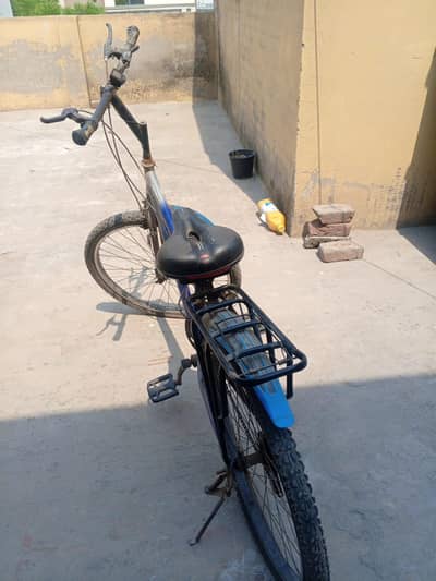 air pump is free with the cycle