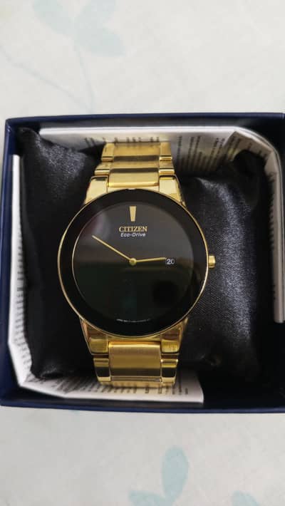 Citizen Eco-Drive Axiom Gold-Tone Mens Watch excellent condition