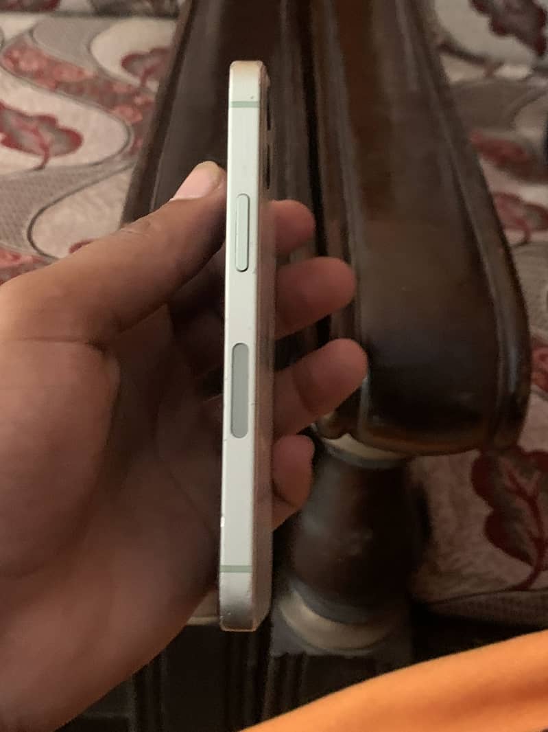 Apple iPhone 12 mini 3