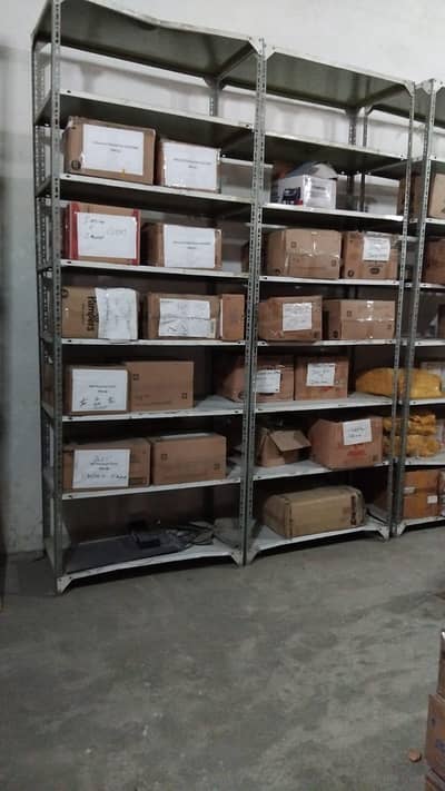 Udjustable steel racks