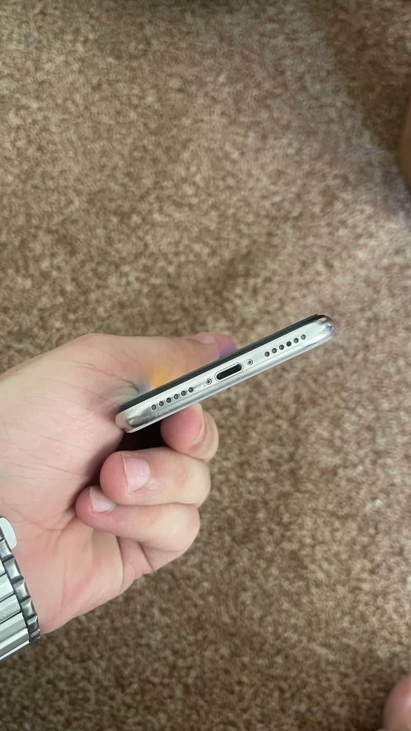 Apple iPhone X 0
