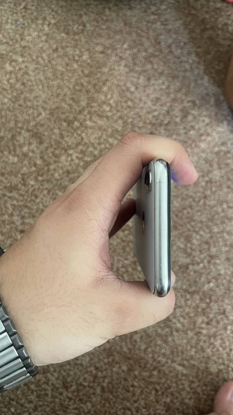 Apple iPhone X 1