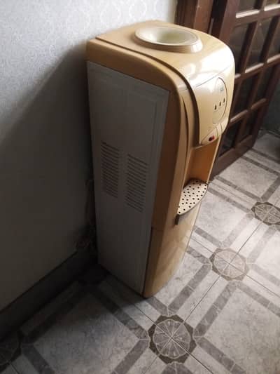 water dispenser