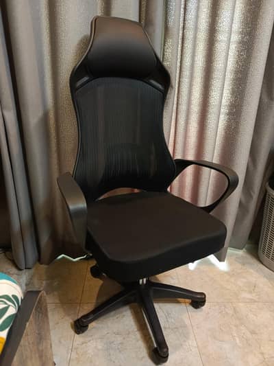Computer Chair With Back Support and Recliner only 3 Days used