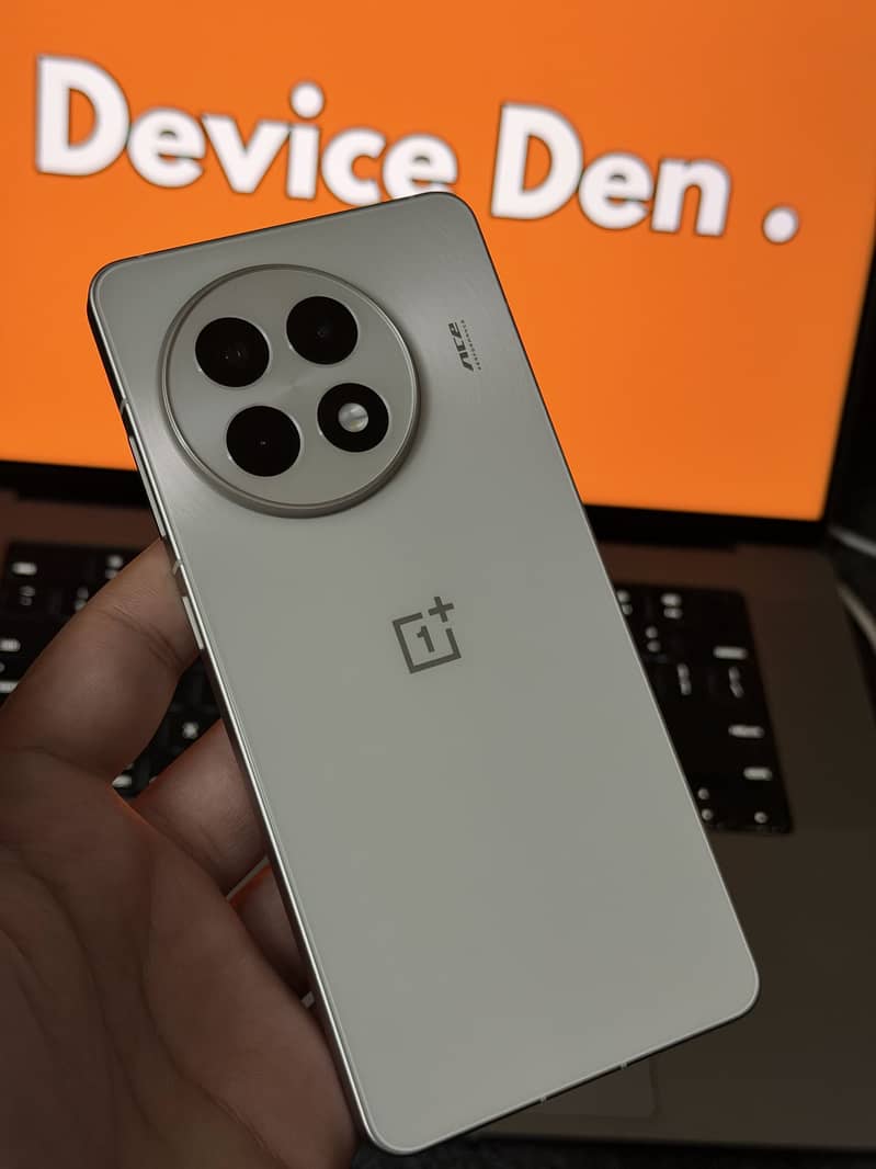 Oneplus 13R 1