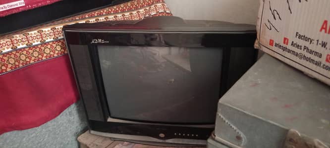 TV for sale 17"
