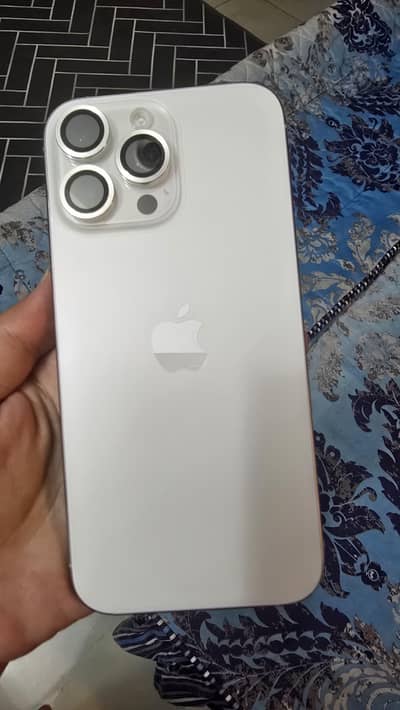 Apple iPhone 16 Pro Max