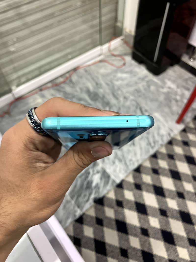 One Plus 8 Pro 3
