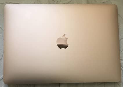 Urgent sale MacBook Air M1 2020, 8GB, 256 GB