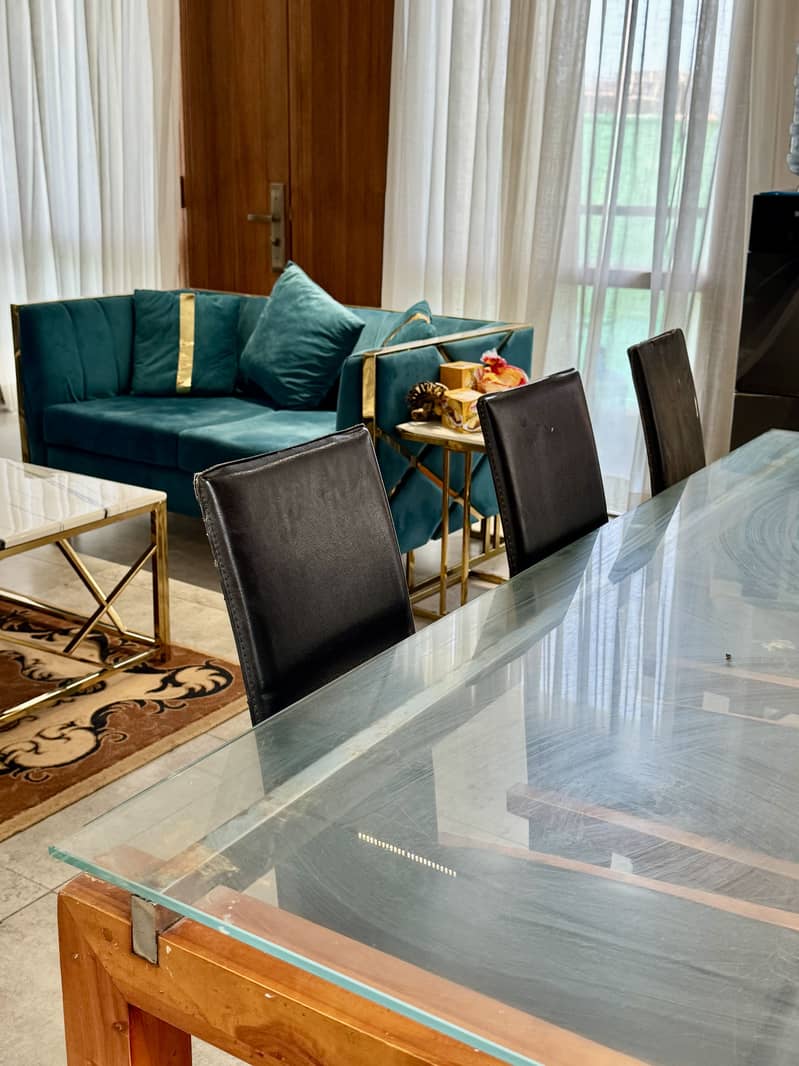 Dinning Table 8