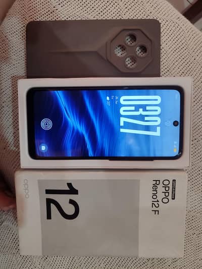 OPPO Reno12 F