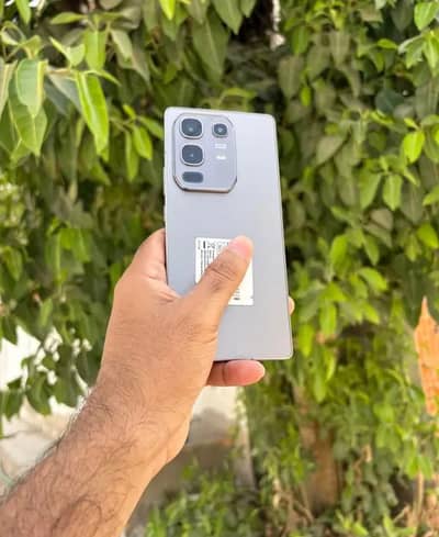Infinix Note 50 full box wireless charger cond 10/9.3 only sale