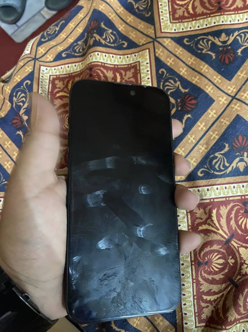 Apple iPhone 15 plus 0