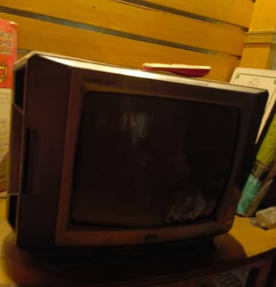 LG Tv 32"