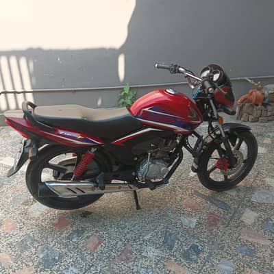 Honda CB125 F  0336-8819611