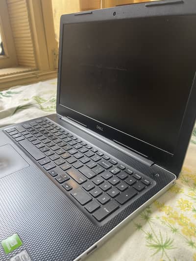 Dell Inspiron 16”