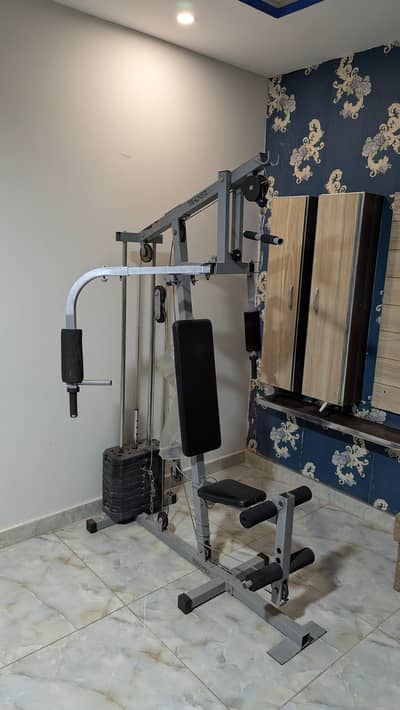 Home Gym Multi-Station Exercise Machine – Excellent Condition