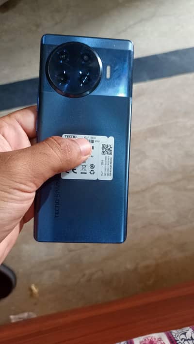Tecno spark 20 pro plus