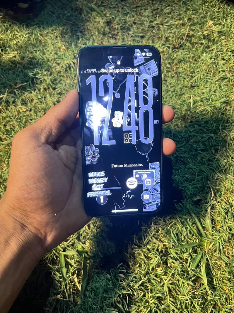Apple iPhone 14 1