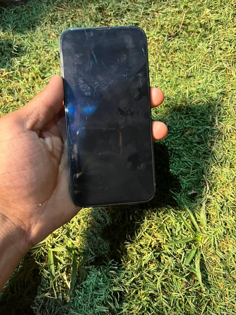Apple iPhone 14 2