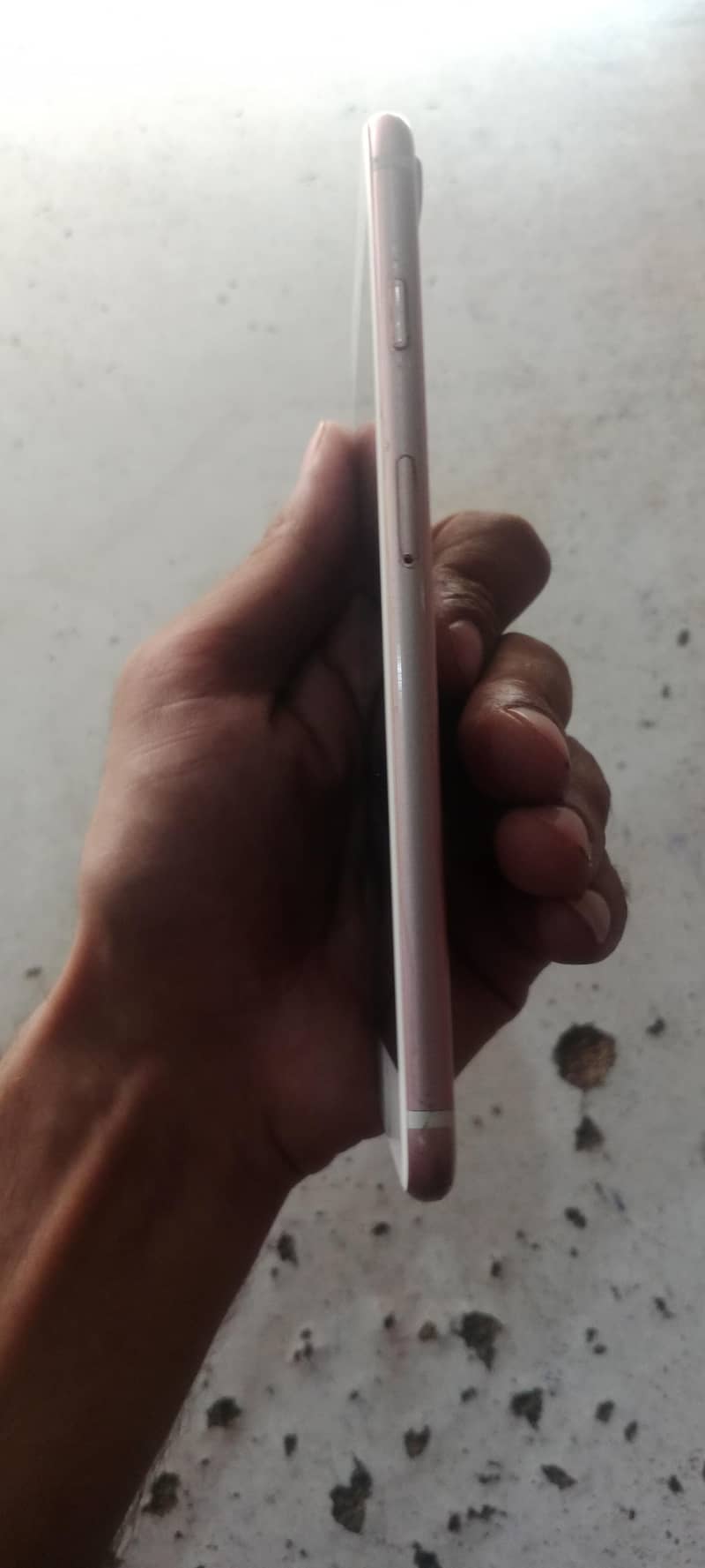 Apple iPhone 7 Plus 1