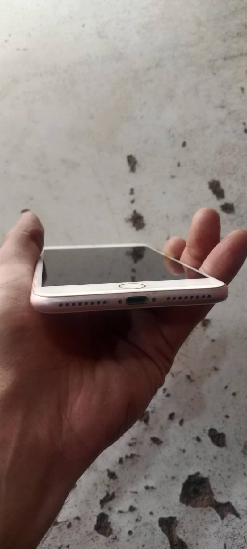 Apple iPhone 7 Plus 3