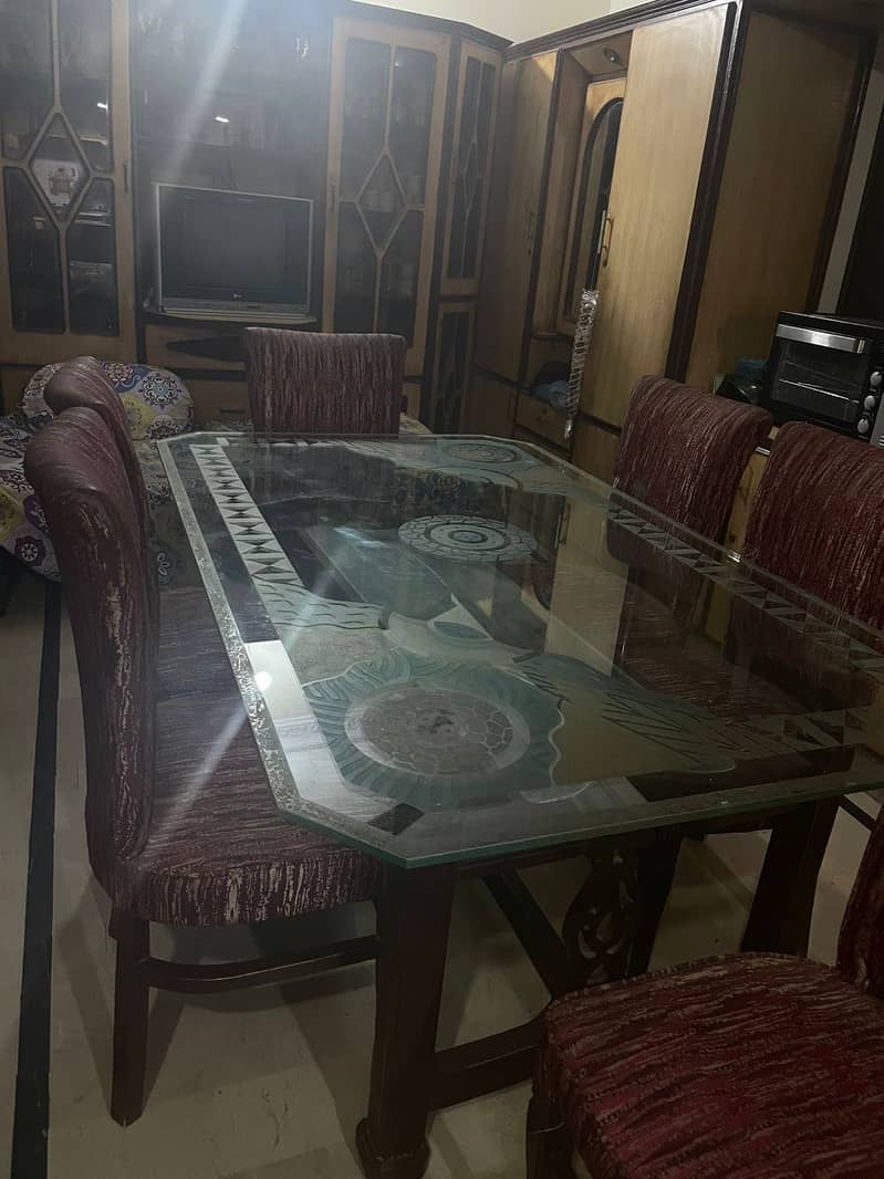 Dining Table 0