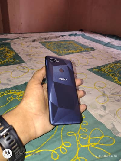 OPPO A12