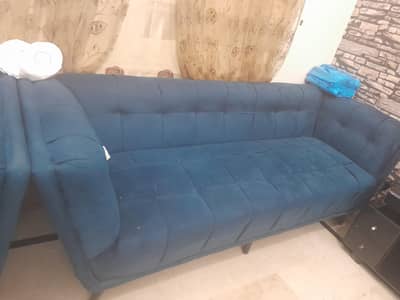 5 Seater Luxury Sofa Set + Glass Center Table | Excellent Condition