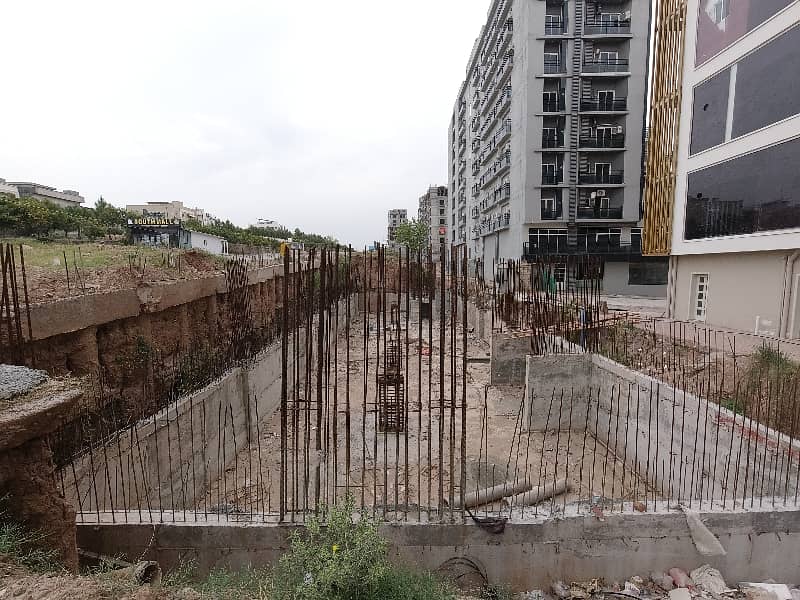 Boulevard Corner Extra Land Front Back Open Plot 10