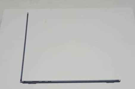 Apple Macbook Air M5 13 inches Midnight Blue