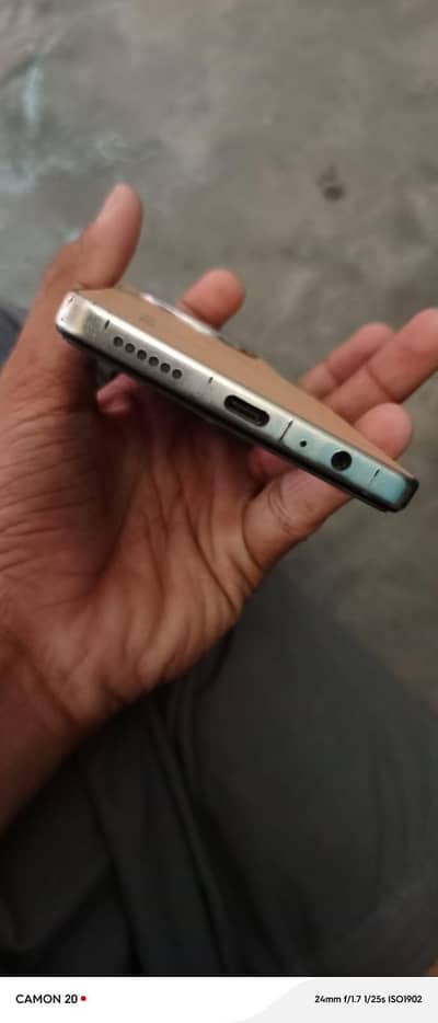 Tecno CAMON 30