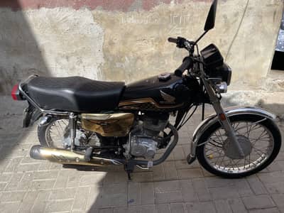 Honda 125. Self start 2024. Model. Register 2026. Geniune bike