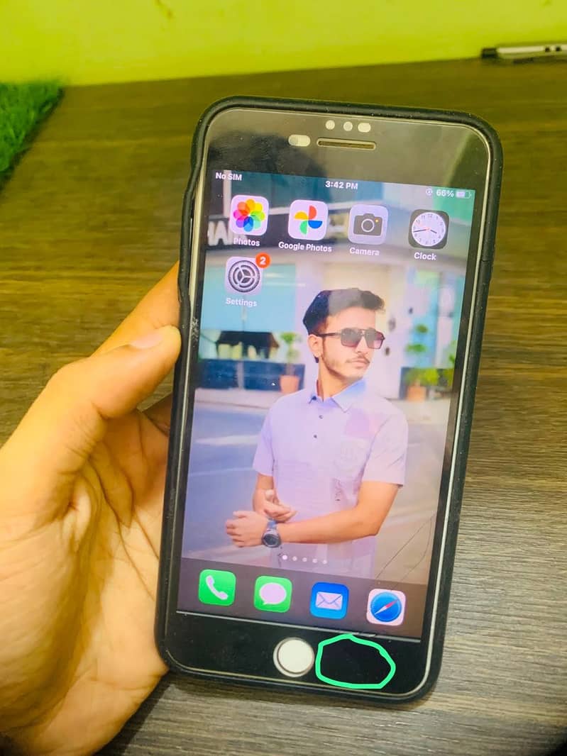 Apple iPhone 7 Plus 1