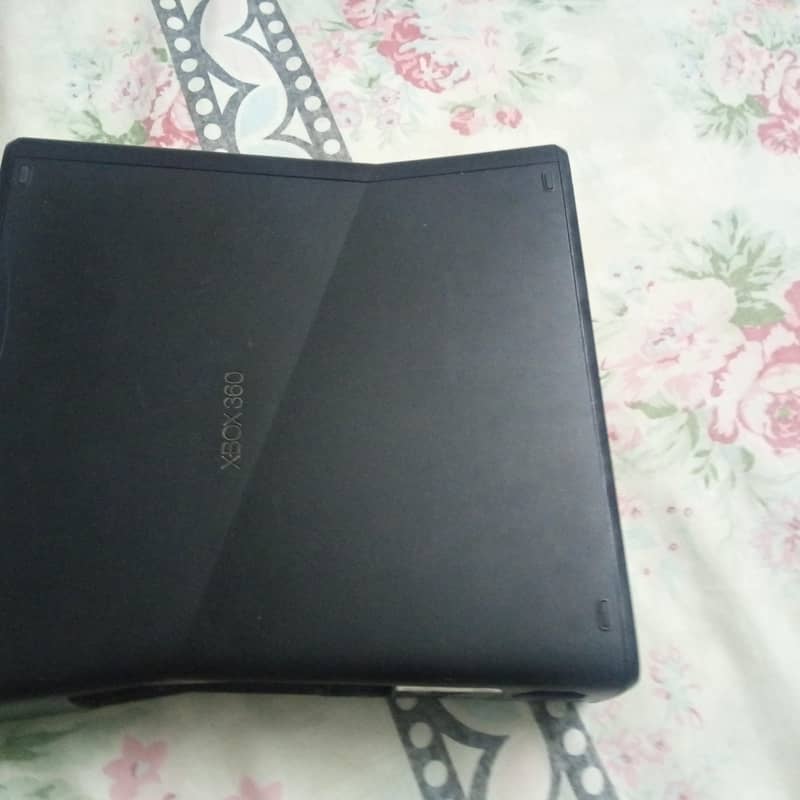 Xbox 360 slim 3