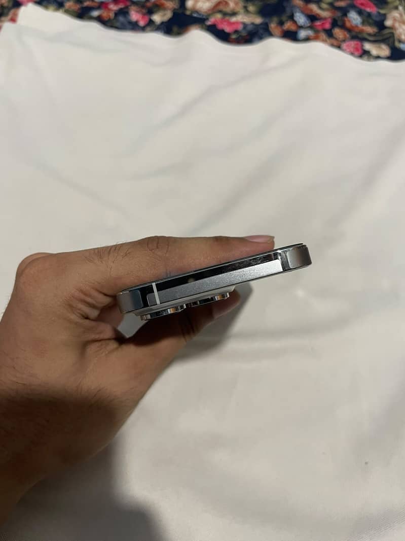 Apple iPhone 14 Pro 5