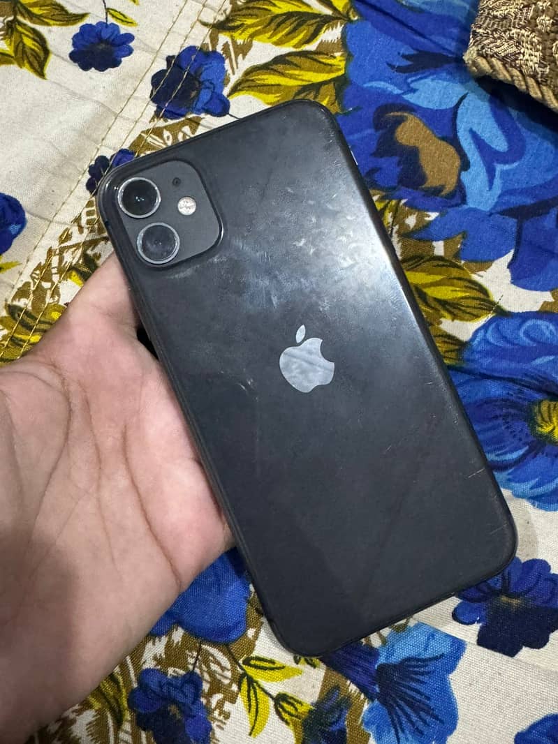 Apple iPhone 11 3