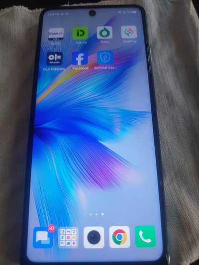 Infinix note 30