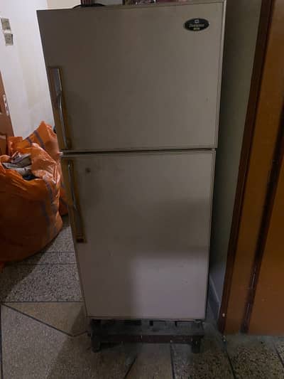 Dawlance refrigerator