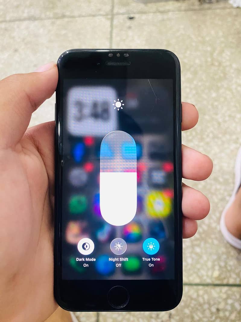 Apple iPhone SE 7