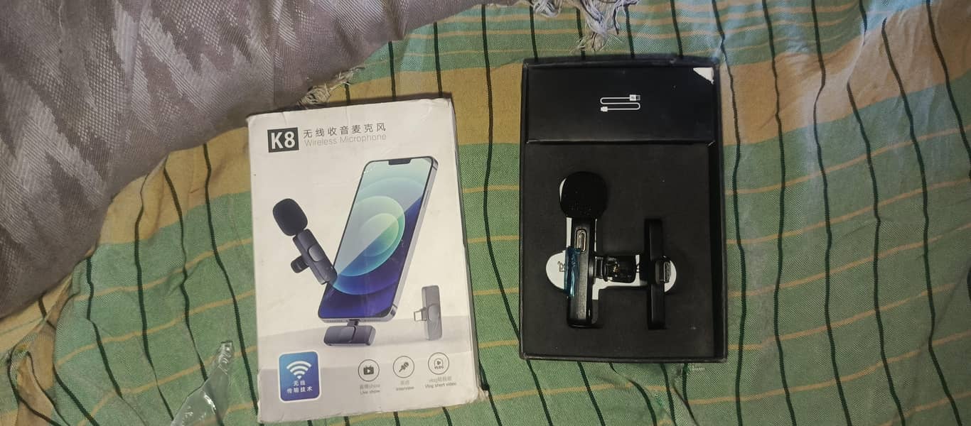microphone 1