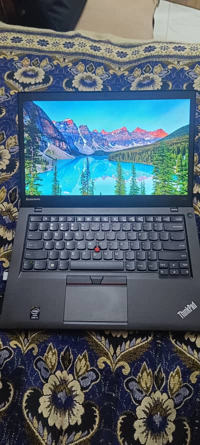 Lenovo Thinkpad T450s in good condition
