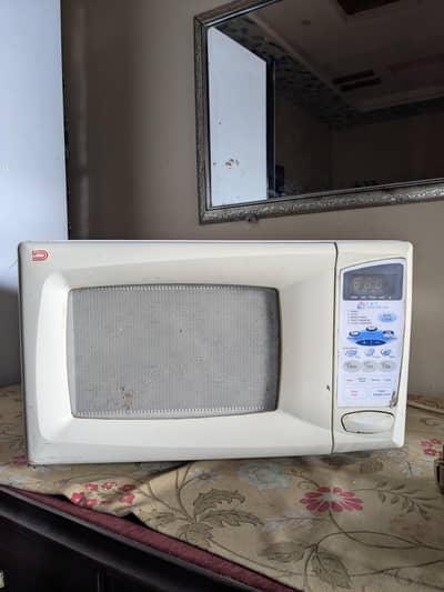 Dawlance microwave oven