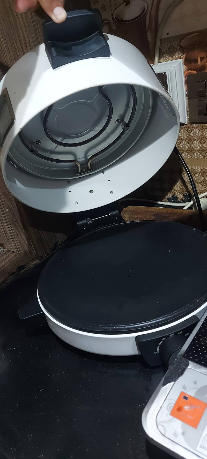 Roti Maker + pizza maker 4