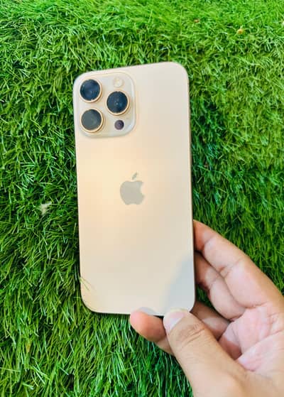 Apple iPhone 16 Pro Max