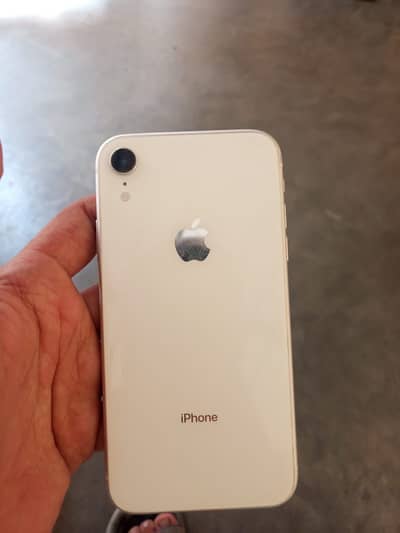 Apple iPhone XR
