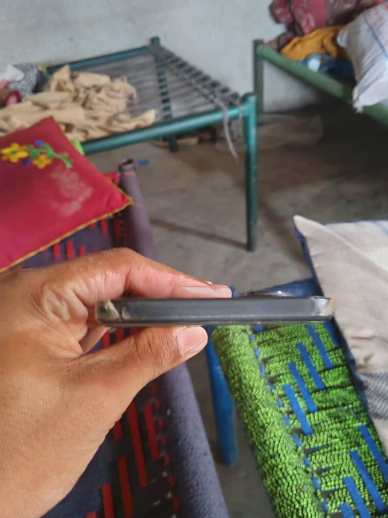 Itel S25 4