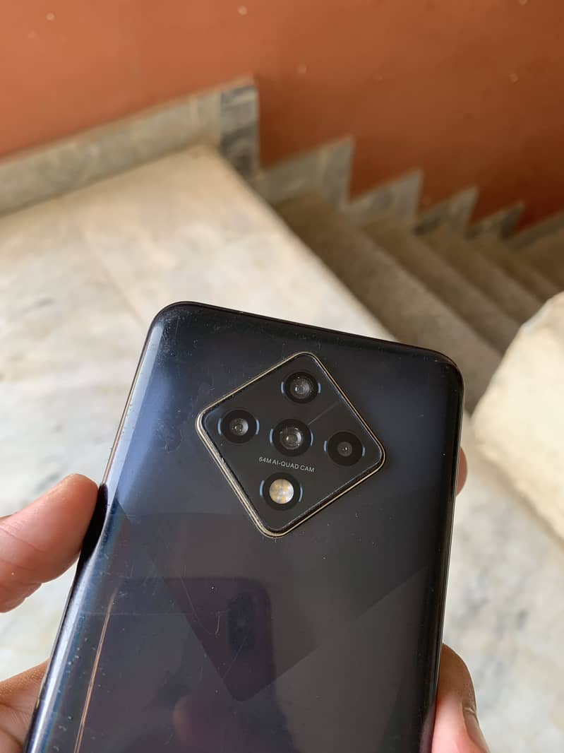 Infinix Zero 8 7