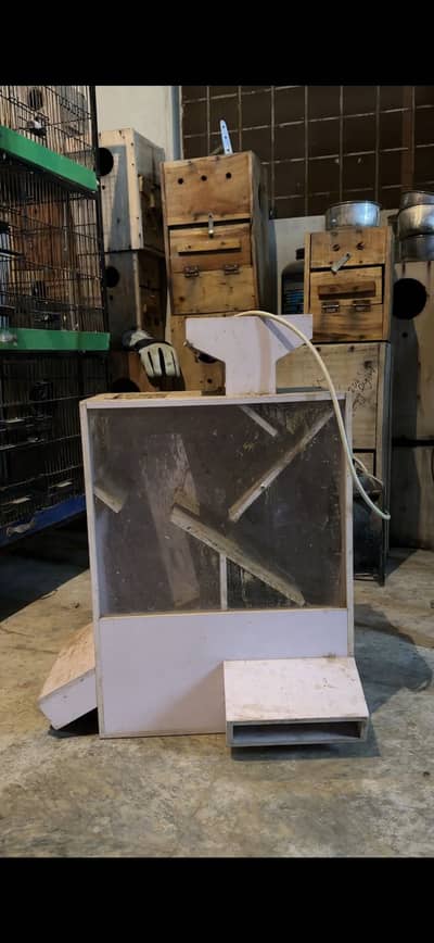 BIRDS SEED CLEANING MACHINE